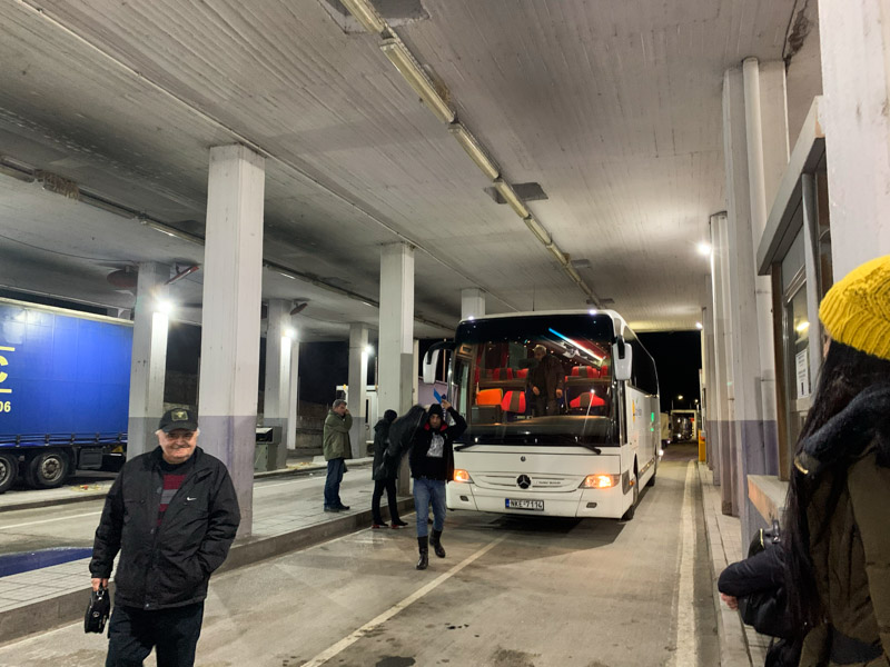 トルコ　イスタンブール　ギリシャ　アテネ　バス　バス移動　フェリー