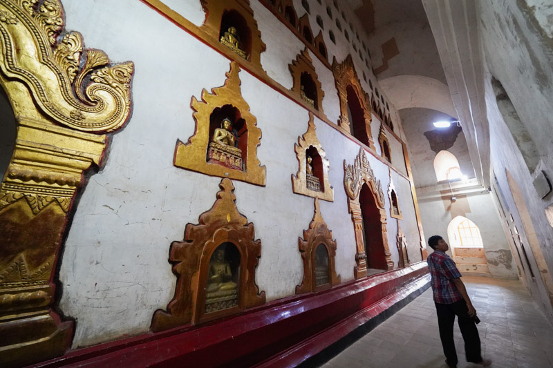 ミャンマー　バガン　パゴダ　アーナンダ寺院